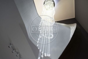 Żyrandol światłowodowy 60cm SPIRALA 120 punktów 3m. Widok z dołu po skosie